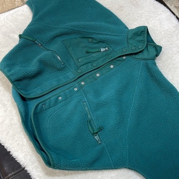 FP Movement Women's Hit the Slopes Fleece Colorblock Jacket - Picture 7 of 14